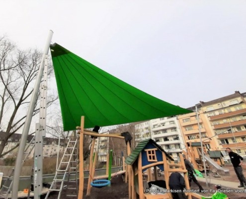 sonnensegelmontage_dachterrasse_kindergarten