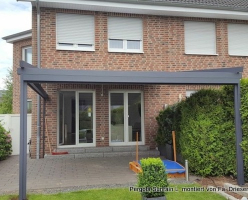 sunrain_pergolamarkise_terrassen_wetterschutz-4bde6e81